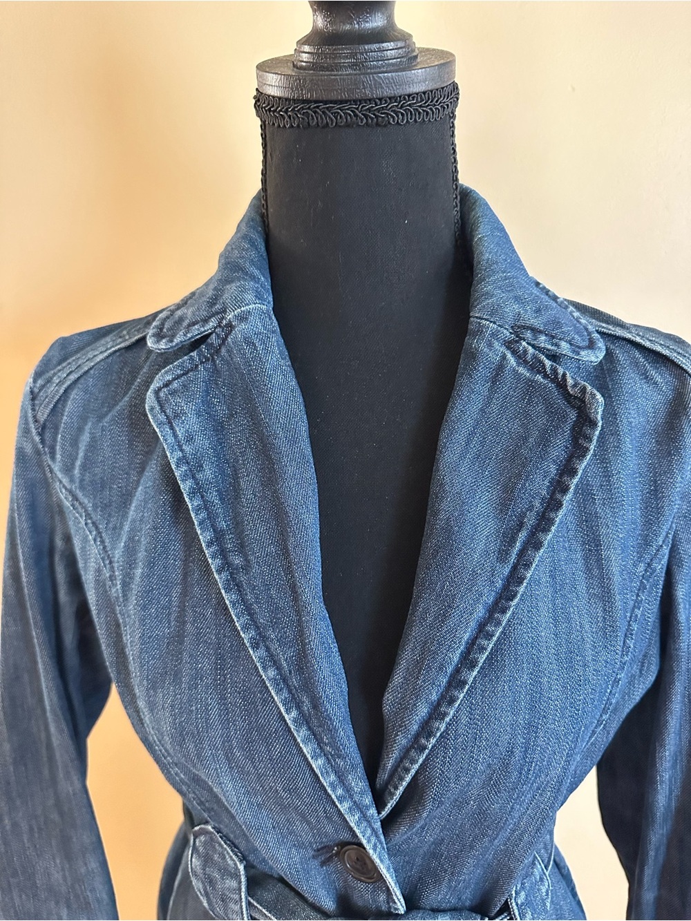 G by Guess Blue Denim Jean Belted Buttoned Coat Women’s size Medium - Picture 3 of 11